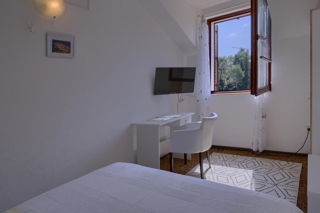 Apartments Matijasevic กอร์จูลา ภายนอก รูปภาพ