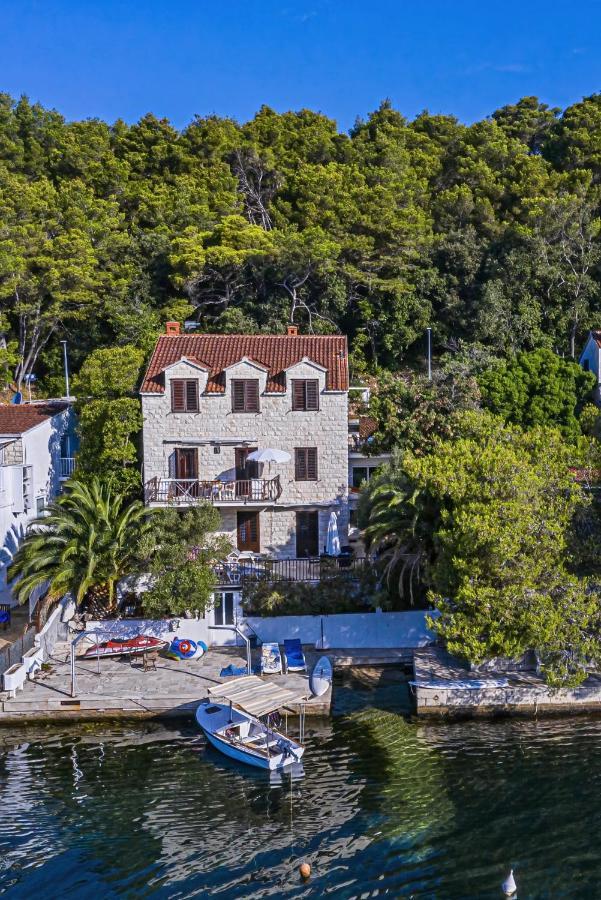Apartments Matijasevic กอร์จูลา ภายนอก รูปภาพ
