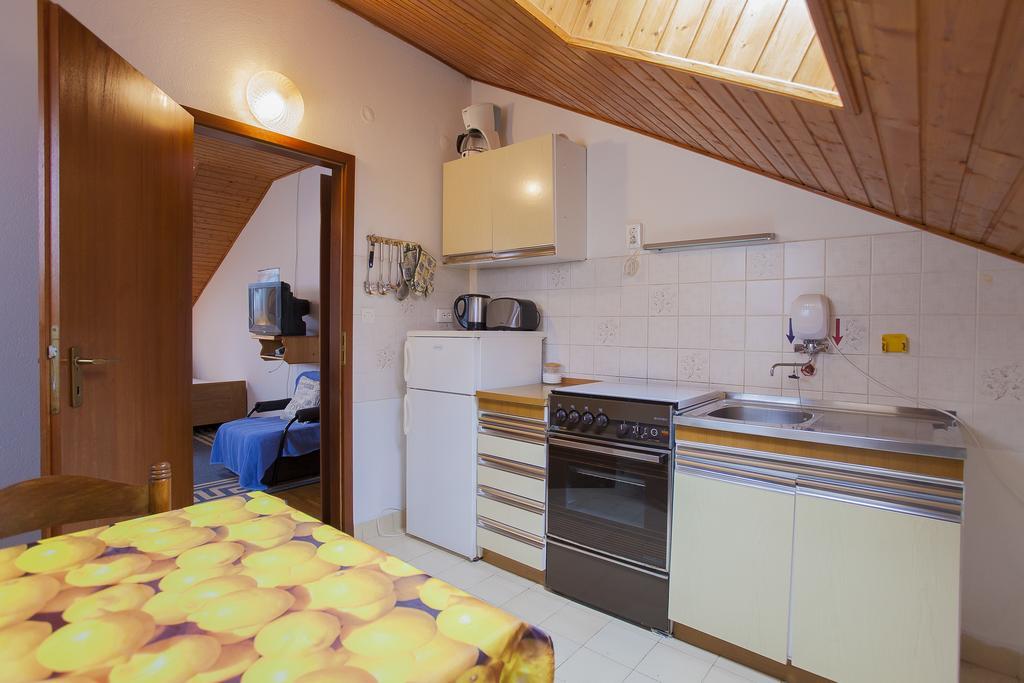 Apartments Matijasevic กอร์จูลา ภายนอก รูปภาพ