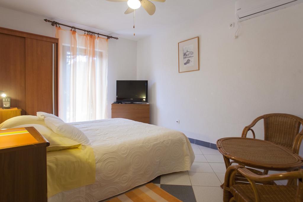 Apartments Matijasevic กอร์จูลา ภายนอก รูปภาพ