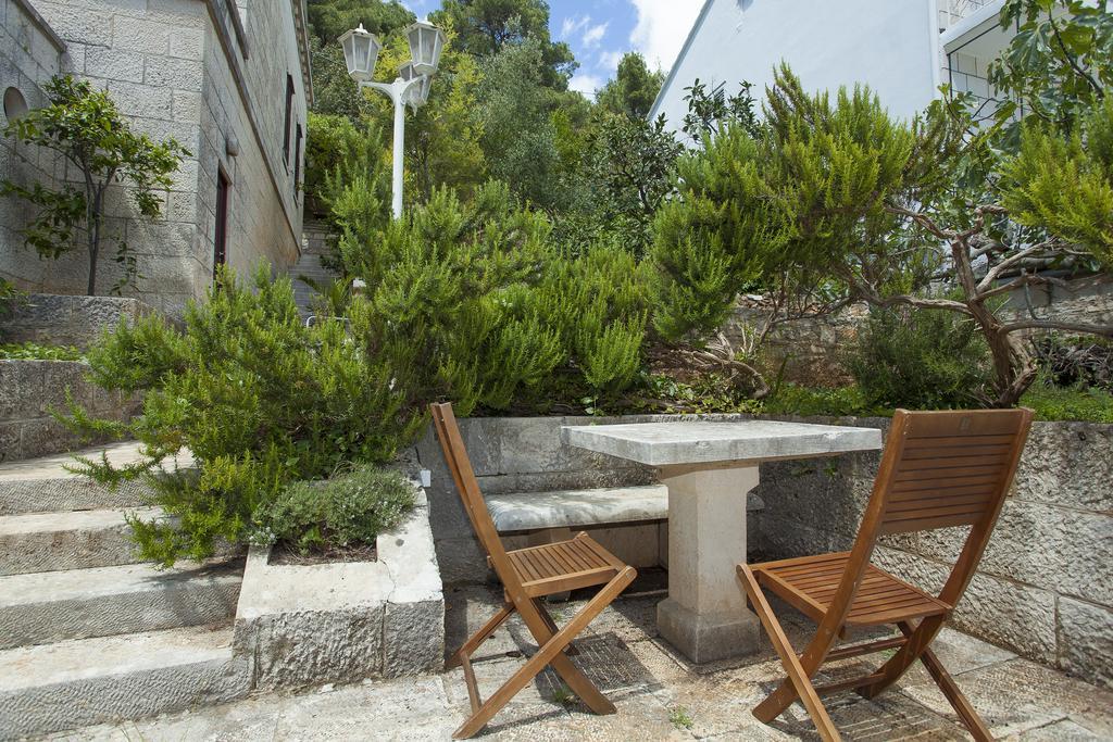 Apartments Matijasevic กอร์จูลา ภายนอก รูปภาพ